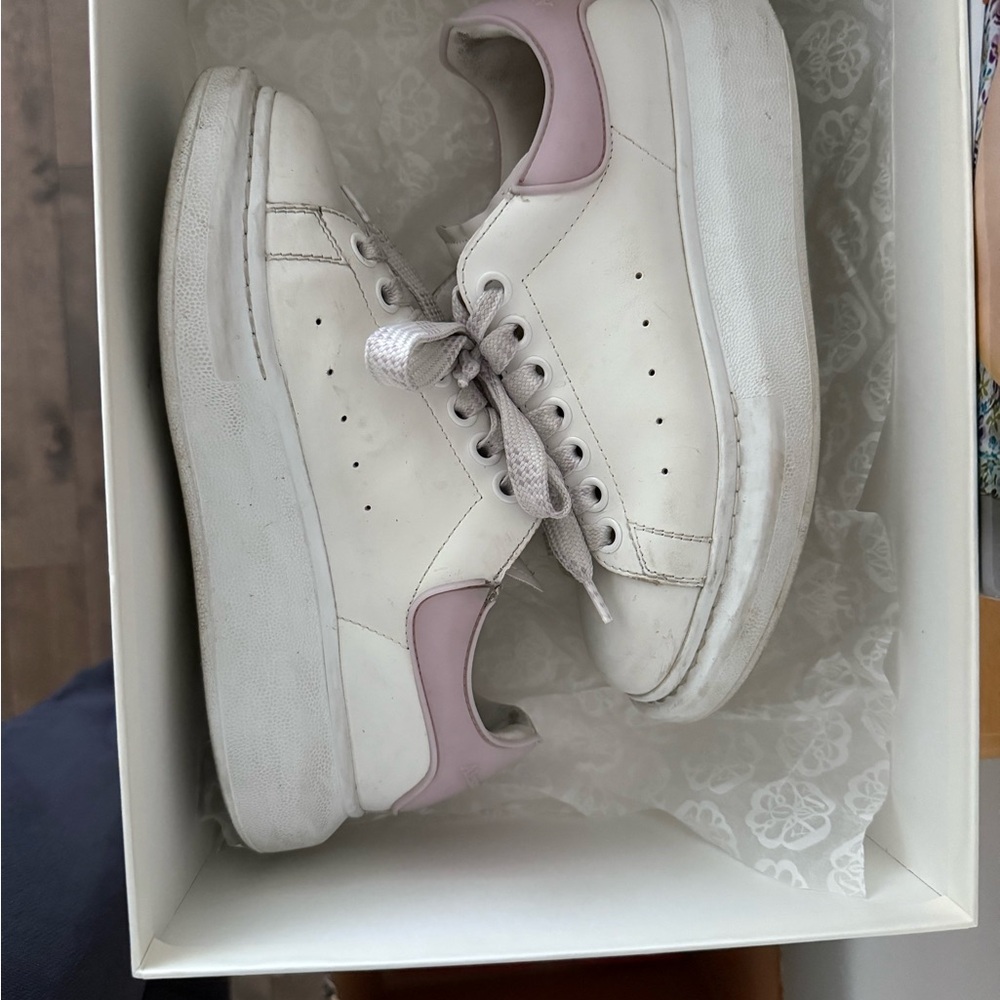 AMQ Alexander McQueen 6W Lilac